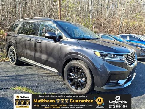 Used 2024 Kia Carnival SX Prestige image 1