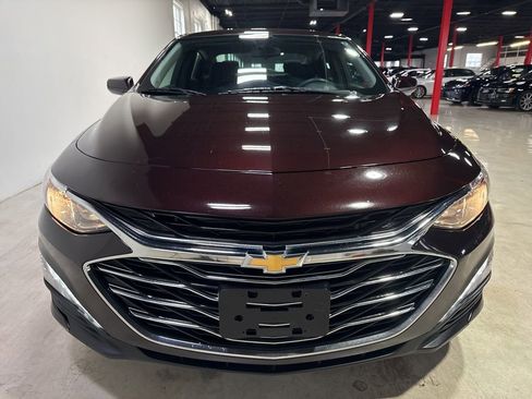 Used 2020 Chevrolet Malibu LT image 9