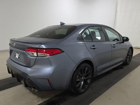 Used 2025 Toyota Corolla SE FWD image 4