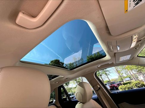 Certified 2022 Mercedes-Benz GLC 300 4MATIC image 13