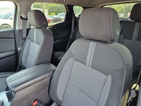 Used 2025 Chevrolet Blazer LT AWD/4WD image 17