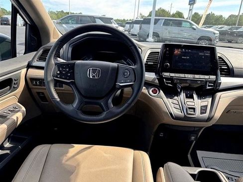 Used 2024 Honda Odyssey EX-L image 5