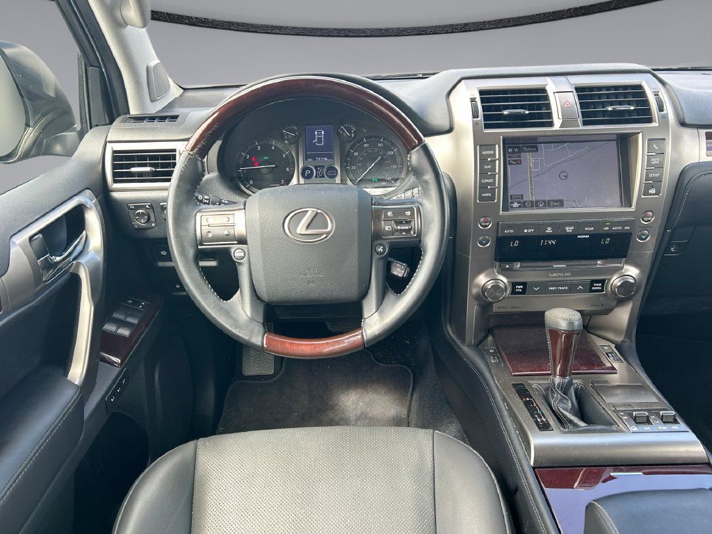 Used 2019 Lexus GX 460 Premium AWD/4WD image 31