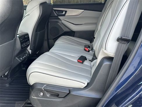 Used 2022 Acura MDX SH-AWD w/ Advance Package image 22