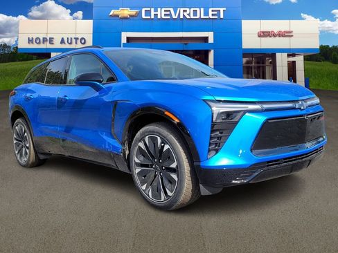 New 2025 Chevrolet Blazer EV RS AWD/4WD image 2
