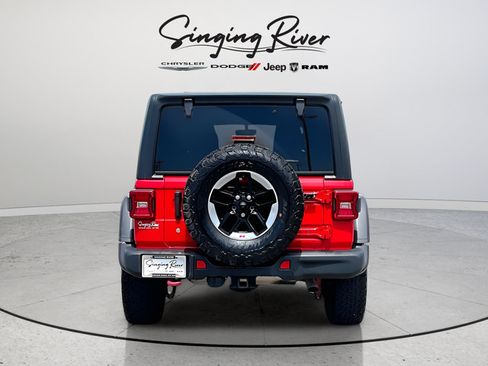 Used 2018 Jeep Wrangler Unlimited Rubicon AWD/4WD image 5