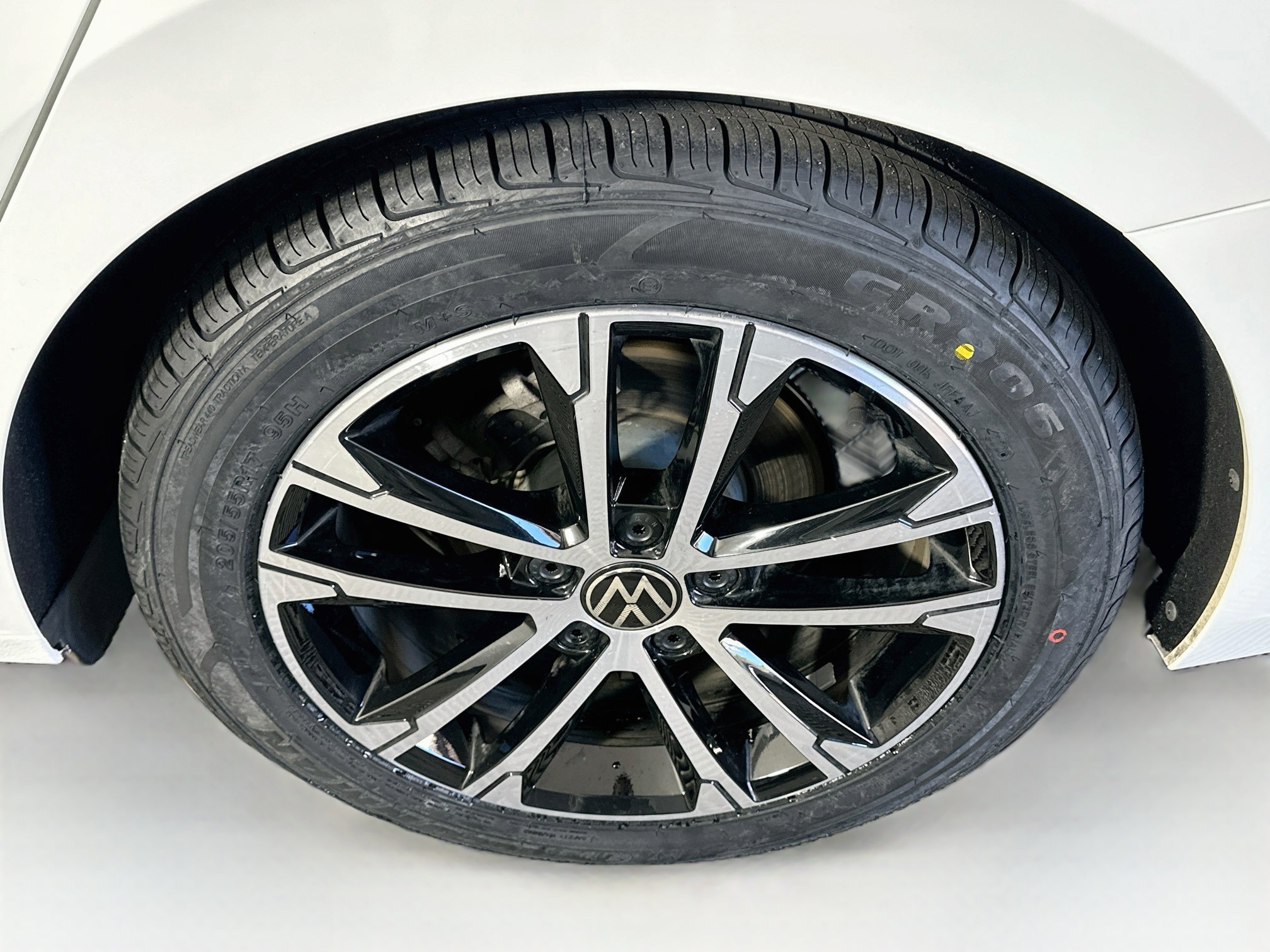 Used 2025 Volkswagen Jetta Sport FWD image 11