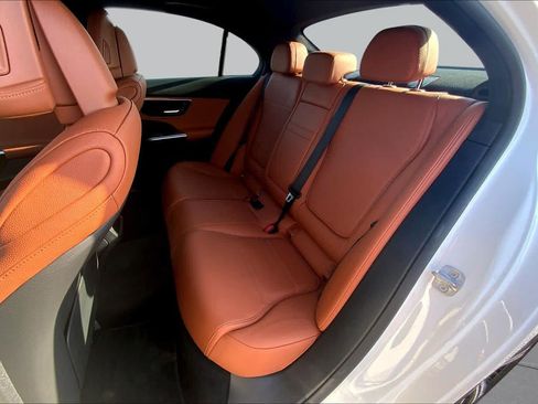 Used 2025 Mercedes-Benz C 300 Sedan image 21
