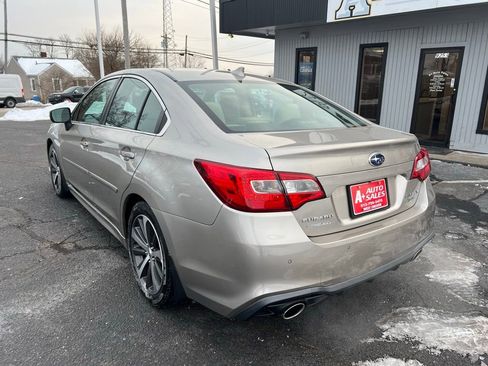 Used 2018 Subaru Legacy 3.6R Limited image 9