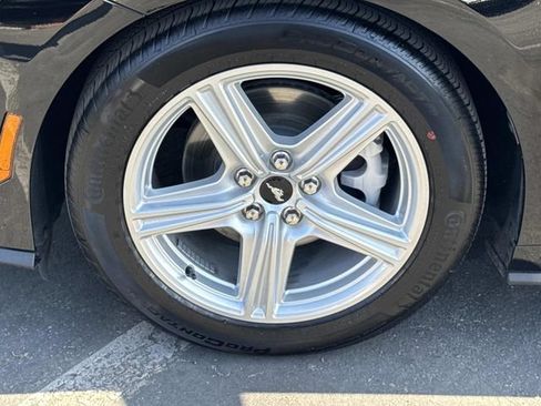 Used 2026 Ford Mustang Premium RWD image 38