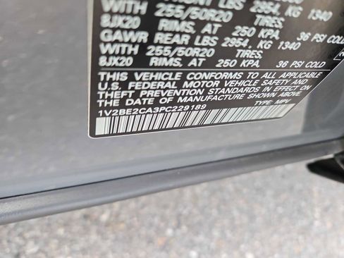 Used 2023 Volkswagen Atlas Cross Sport SEL image 14