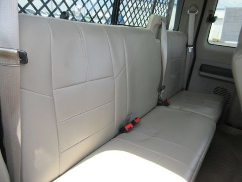 Used 2008 Ford F550 4x4 Super Cab Super Duty image 19