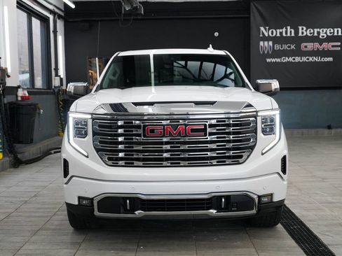 Used 2023 GMC Sierra 1500 Denali w/ Denali Reserve Package AWD/4WD image 2