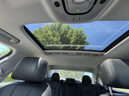 Used 2019 Audi A4 2.0T Premium FWD image 28