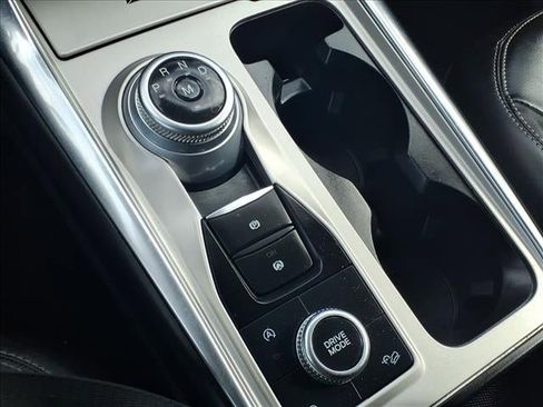 Certified 2021 Ford Explorer XLT w/ Equipment Group 202A image 27