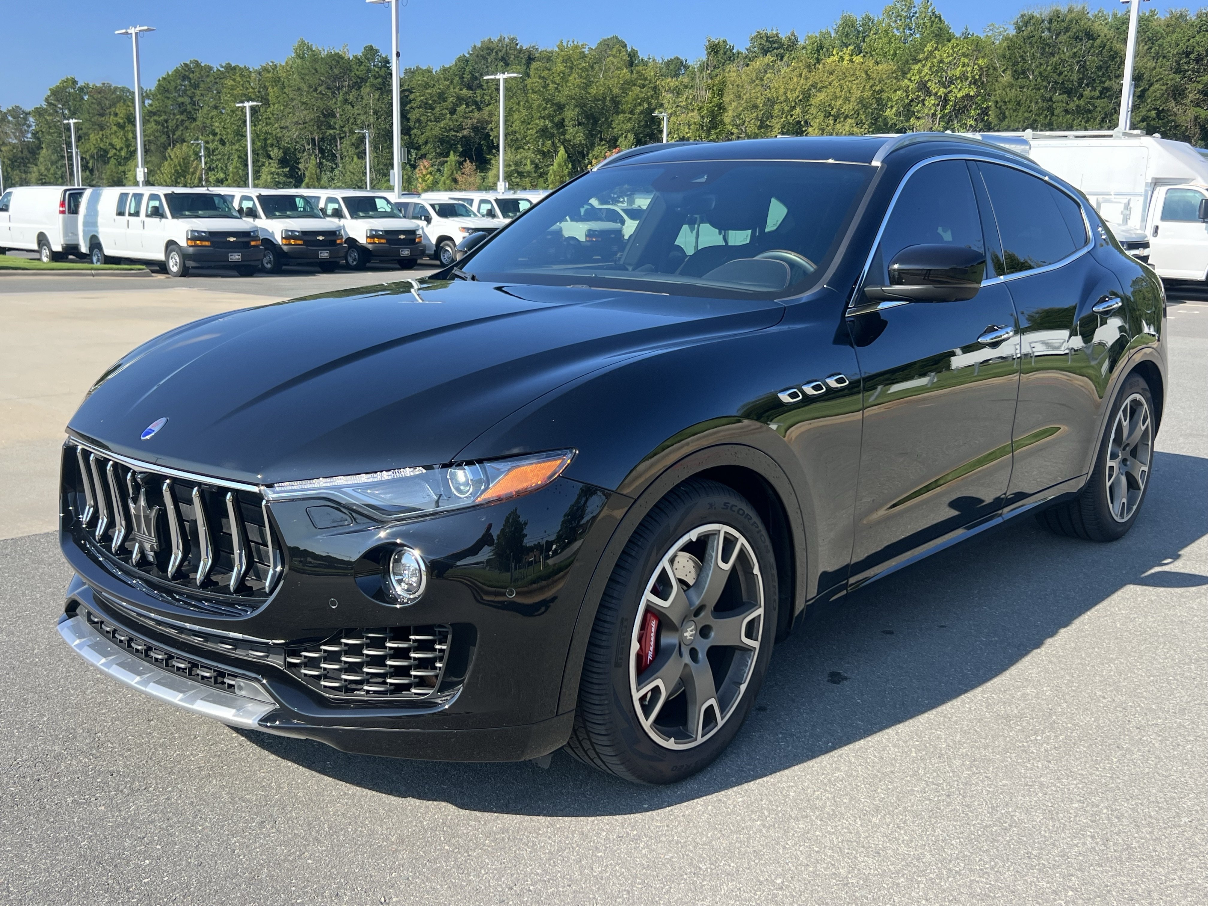 Used 2017 Maserati Levante S AWD/4WD image 5