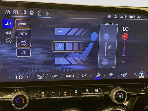 Used 2024 Chevrolet Blazer EV LT AWD/4WD image 23