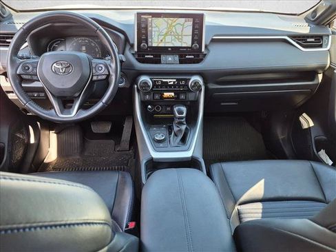 Used 2019 Toyota RAV4 XSE AWD/4WD image 18