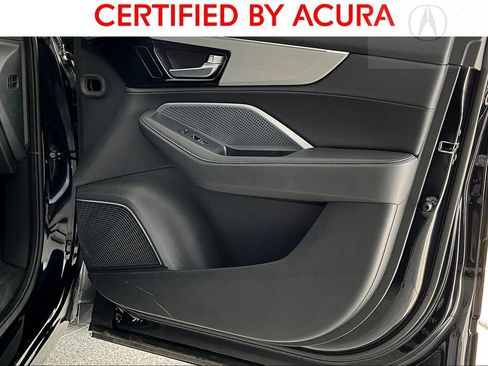 Used 2025 Acura MDX SH-AWD image 23