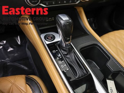 Used 2023 Nissan Sentra SV w/ SV Premium Package FWD image 13