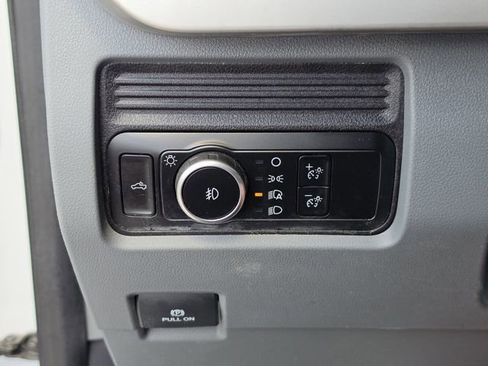 Used 2025 Ford F250 XLT AWD/4WD image 29