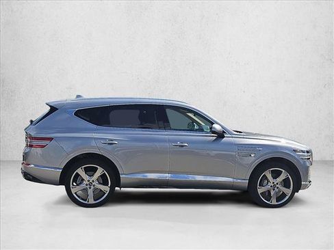 Used 2024 Genesis GV80 2.5T w/ Prestige Package AWD/4WD image 4