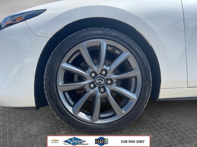 Used 2023 MAZDA MAZDA3 s FWD image 9