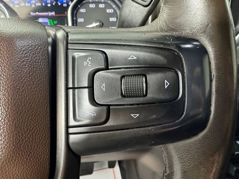 Used 2022 GMC Sierra 2500 Denali w/ Denali Ultimate Package AWD/4WD image 17
