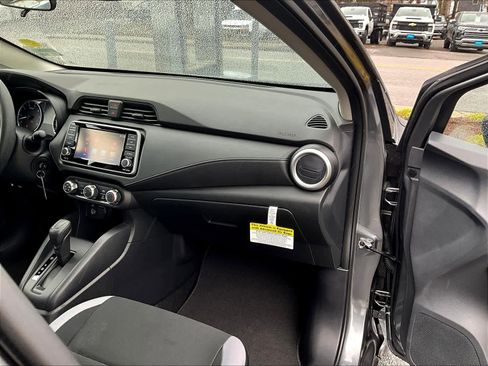 Used 2025 Nissan Versa S w/ Trunk Package FWD image 13