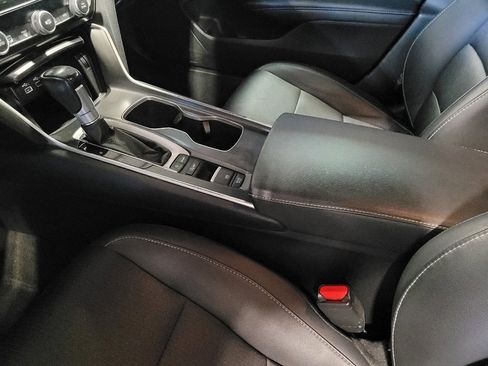 Used 2021 Honda Accord Sport image 26
