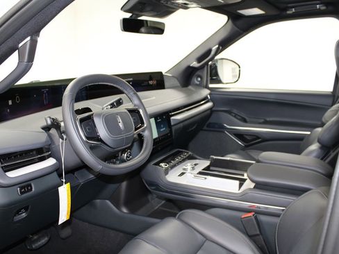 New 2025 Lincoln Navigator Reserve w/ Jet Appearance Package image 25