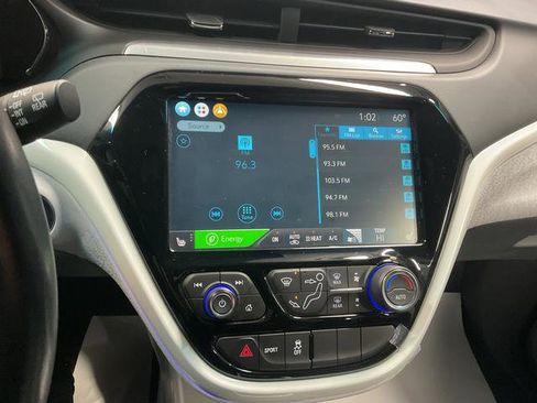 Used 2020 Chevrolet Bolt Premier w/ Infotainment Package image 22