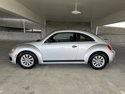 Used 2016 Volkswagen Beetle 1.8T S FWD image 20