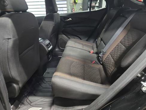 Used 2018 Chevrolet Equinox LT image 14