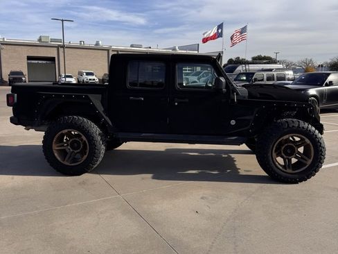 Used 2022 Jeep Gladiator Sport image 9