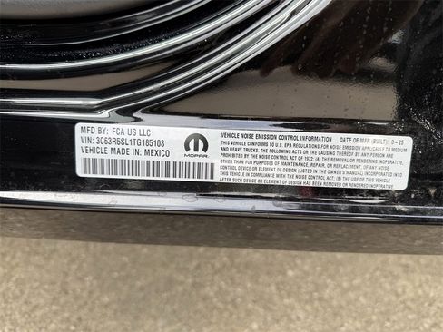 New 2026 RAM 2500 Limited image 29