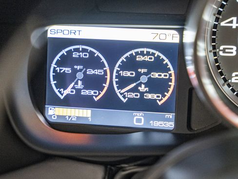 Used 2017 Ferrari California T image 54