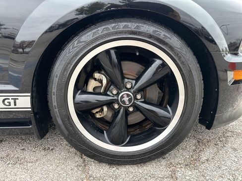 Used 2007 Ford Mustang GT Premium image 40
