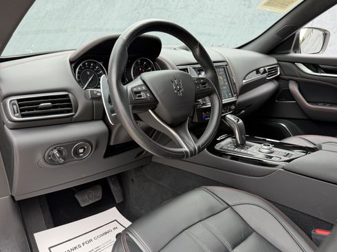 Used 2024 Maserati Levante GT Ultima AWD/4WD image 15