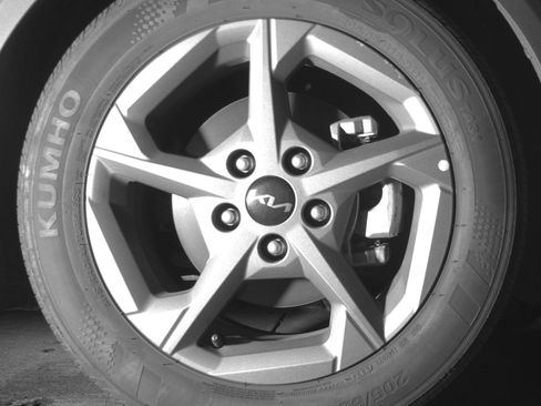 Used 2025 Kia K4 LXS image 13