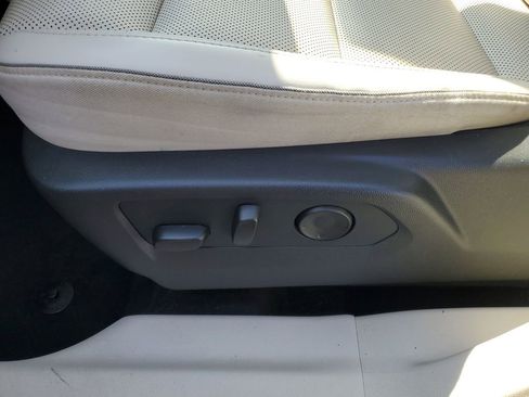 Used 2022 Buick Envision Essence w/ Technology Package I image 10