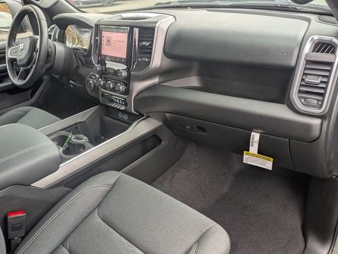 New 2026 RAM 1500 Express AWD/4WD image 29