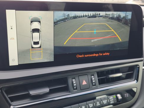 New 2025 Lexus ES 350 Ultra Luxury image 13