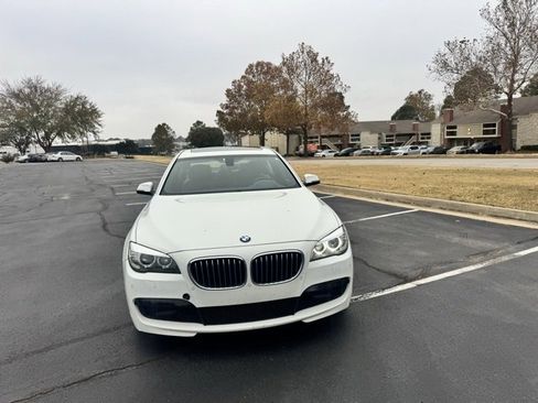 Used 2015 BMW 740Li xDrive image 2
