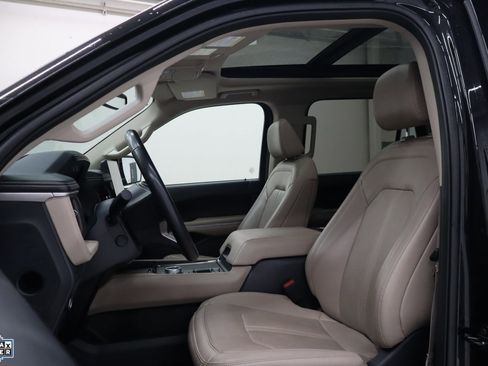 Used 2024 Ford Expedition Max Limited RWD image 13