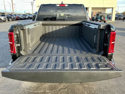 Used 2025 RAM 1500 Limited w/ Trailer Tow Group image 18