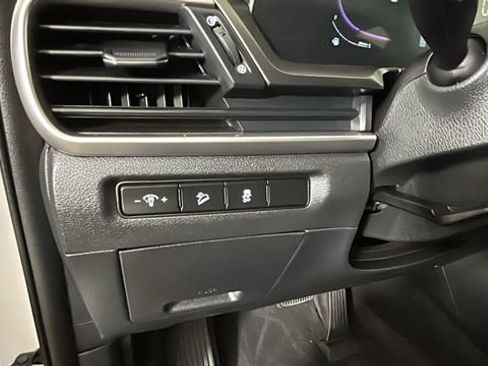 Used 2024 Kia Telluride S w/ S Sunroof Package AWD/4WD image 17