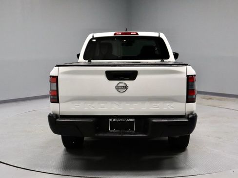 Used 2023 Nissan Frontier S RWD image 8