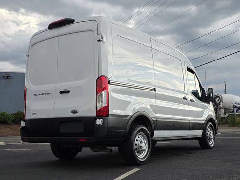 Used 2023 Ford Transit 250 Medium Roof AWD image 8