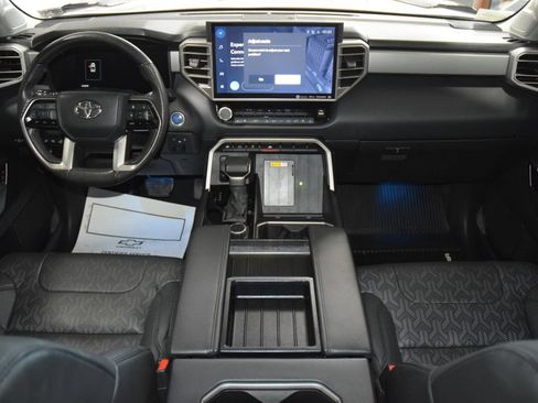 Used 2024 Toyota Tundra Limited AWD/4WD image 32